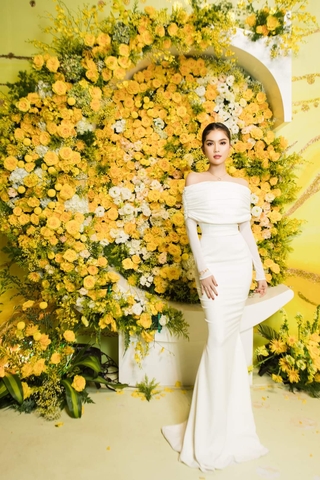 Đầm dạ hội ôm body hở vai tay dài dự tiệc