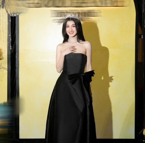 Đầm xòe dáng dài cúp ngực phối nơ eo kèm dây cổ dự tiệc sang trọng Alvin Store 1595 (Đen)