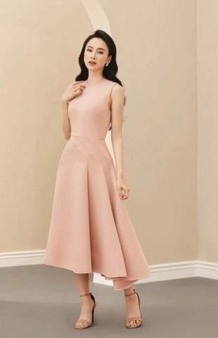 3 kiểu trang phục cho nàng bị tăng cân dịp Tết