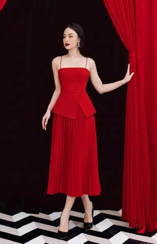 Đầm xòe kiểu hai dây chân váy xếp ly (Đỏ)