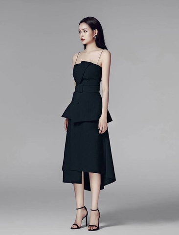 Set áo váy kiểu áo hai dây cúp ngực và váy xoè
