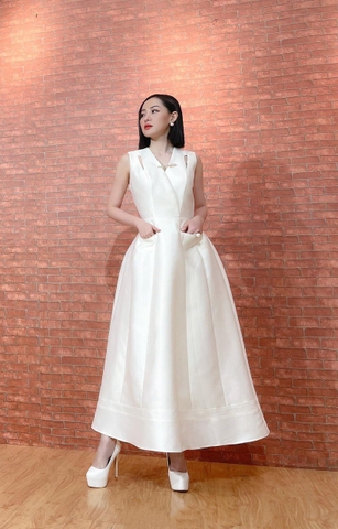 Đầm xòe dáng dài sát nách xẻ ngực phối túi (KHÔNG KÈM ĐAI)