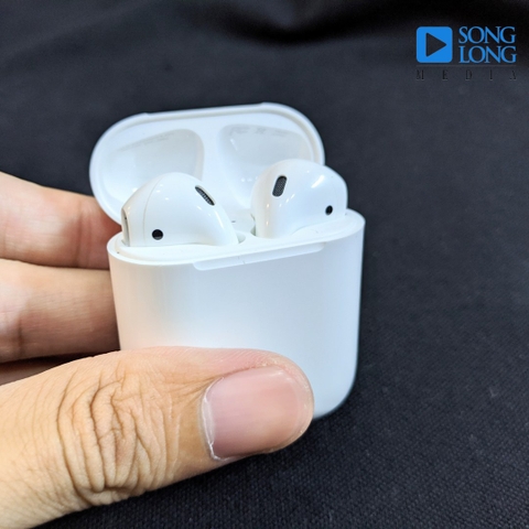 APPLE AIRPODS 2 (FULLBOX LIKE NEW)