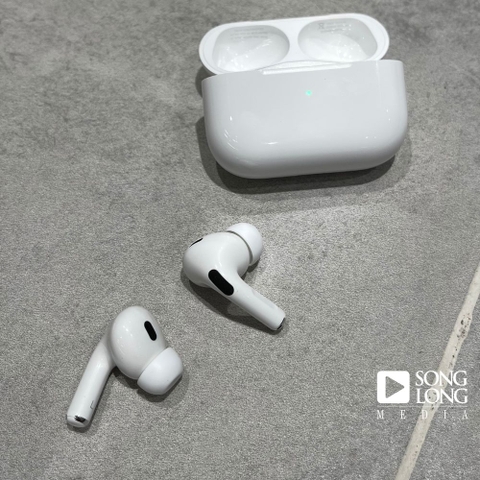 APPLE AIRPODS PRO 2 (LIKE NEW)
