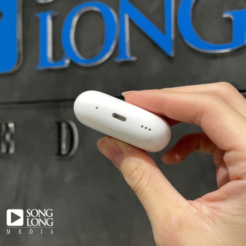 APPLE AIRPODS PRO 2 (LIKE NEW)