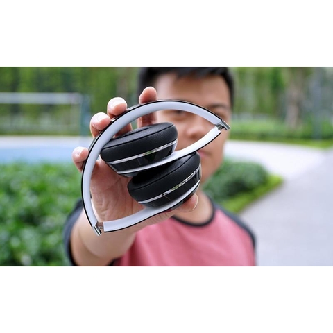 Beats Solo 2 (Like new)