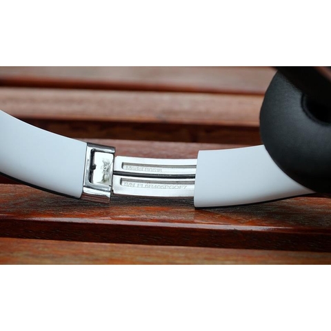 Beats Solo 2 (Like new)