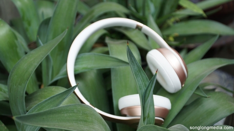 Beats Solo 2 Wireless (Likenew 99%)