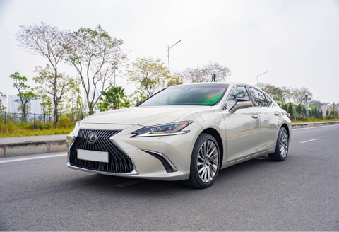 Lexus ES250 2021