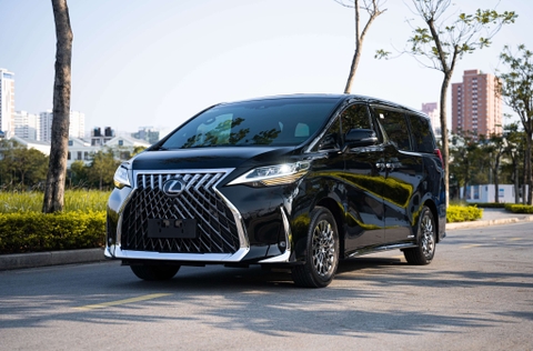 Lexus LM300h 2021