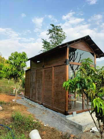 nhà gỗ di động up house