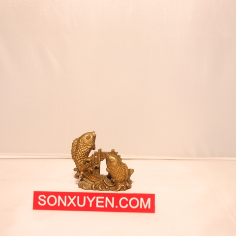Cá vượt ngọ môn cao 7 cm, rộng 7 cm