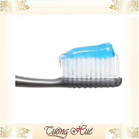 Kem Đánh Răng Colgate Max Fresh Breath Strips Cool Mint - 206g