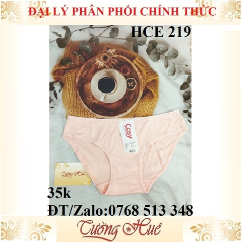 Quần lót nữ Cosy HCE 219 cotton trơn lưng cao vừa.