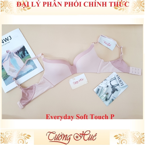 Áo lót nữ Triumph Everyday Soft Touch P không gọng, mút mỏng lưng chữ U.