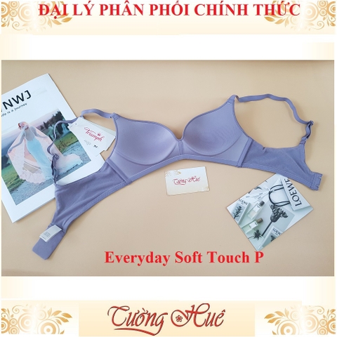 Áo lót nữ Triumph Everyday Soft Touch P không gọng, mút mỏng lưng chữ U.