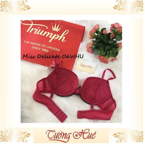 SALE SALE SALE - Áo lót nữ Triumph Miss Delicate 06 WHU cúp bầu ngang thêu hoa.