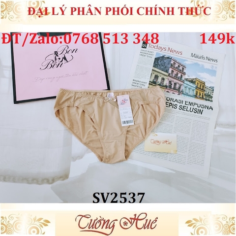 Quần lót nữ Bon Bon SV2537 trơn lưng cao vừa.