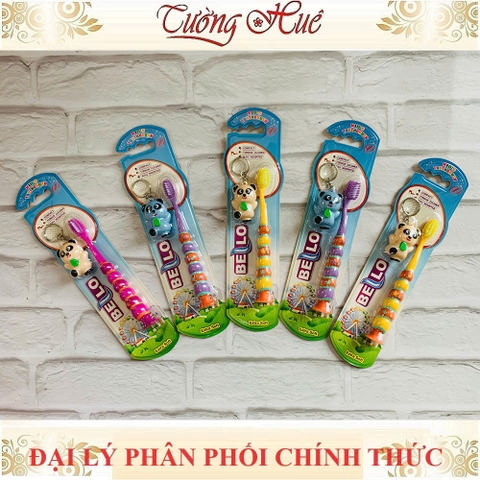 Bàn chải đánh răng cho bé (Tặng kèm móc khóa gấu cute) - Ngẫu nhiên