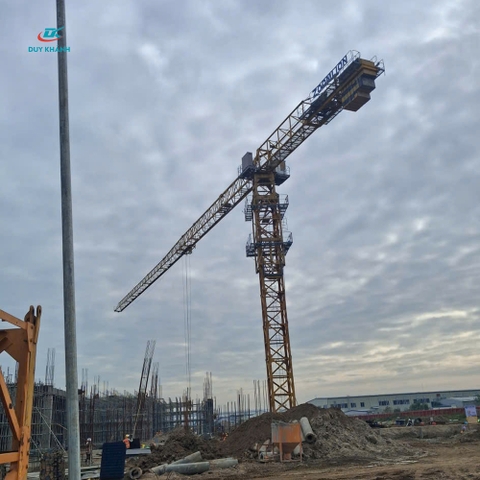 Cẩu Tháp Zoomlion 7020-12