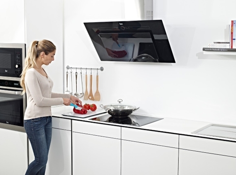 Cuối tuần máy hút mùi Munchen giảm giá sốc - giá chỉ từ 4 triệu 600k