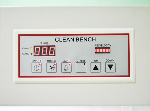Overview Separated Vertical Flow Clean Bench