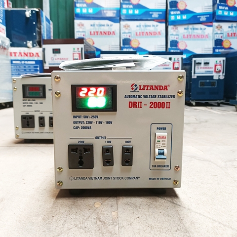 Ổn Áp 2KVA 1 Pha DRII-2000 II LiTanda NEW 2022 Đồng Hồ Số Led Điện Tử