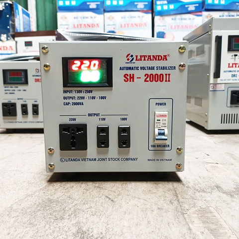 Ổn Áp 2KVA 1 Pha SH-2000 II LiTanda NEW 2022 Đồng Hồ Led Chính Hãng