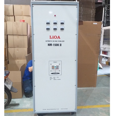 ỔN ÁP LIOA 150KVA 3 PHA 150KW NM-150K II DẢI 304V-420V GIÁ BAO NHIÊU