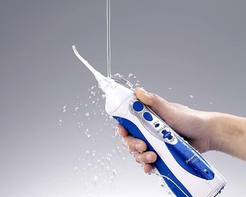 Máy tăm nước Panasonic EW1211