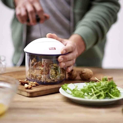 DỤNG CỤ XAY HÀNH TỎI VÀ SẤY KHÔ RAU BẰNG TAY FISSLER CỦA ĐỨC