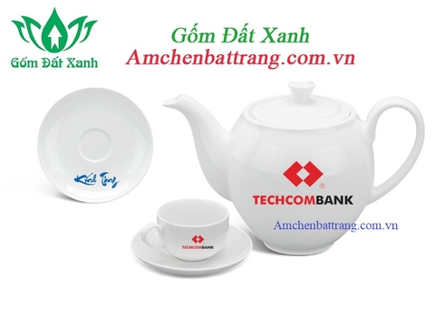 Bộ Ấm Trà In Logo Có Phù Hợp Làm Quà Tặng Đối Tác Nước Ngoài Không?
