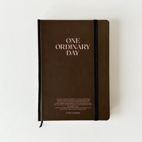 Sổ kẻ ngang 180 trang 100gsm Office Rule Olive