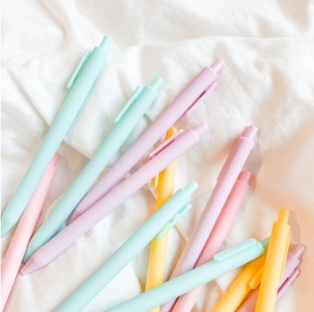 Bút bi Pastel mực đen