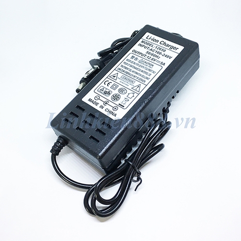 Sạc ắc quy lithium 12.6V 5A