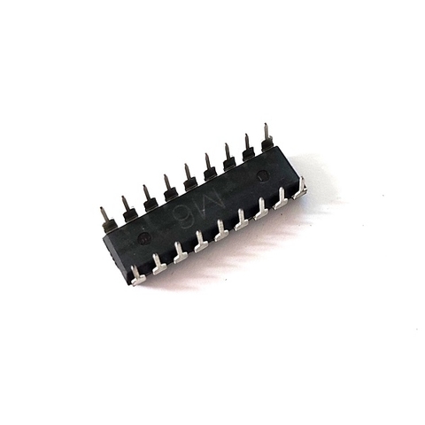 IC PT2272 M6 DIP18