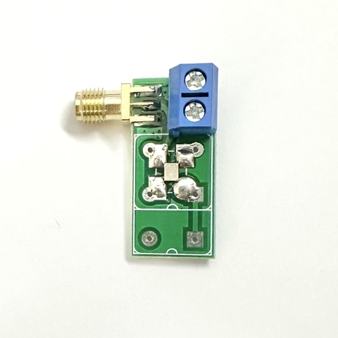 Module tạo tần số chuẩn 10Mhz sai số 0.1PPM