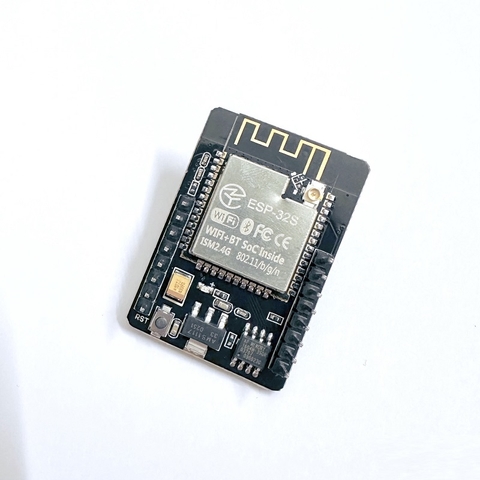 ESP32-CAM có camera