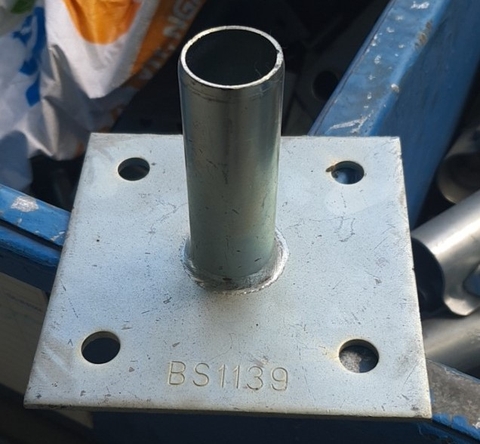 CHÂN ĐẾ/BASE PLATE BS 1139