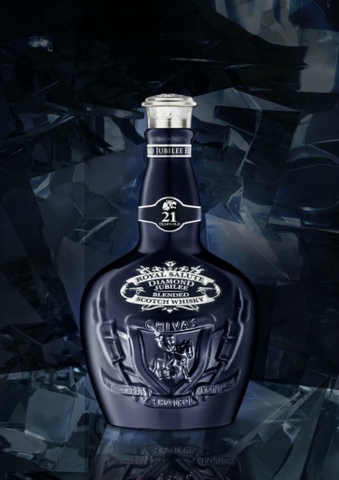 Sản xuất rượu ngoại Chivas 21 ngay…tại nhà