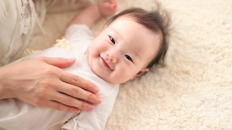 Lựa chọn đồ chơi gỗ cho trẻ sơ sinh hợp lý để giúp trẻ phát triển tốt hơn.