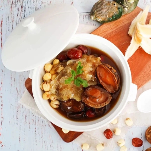 Súp Bào ngư - vi cá - hải sâm - đông trùng thảo 2