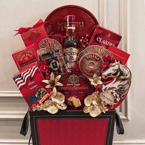 Set Giỏ Quà tết Vang + Bánh kẹo + Trà Nhập khẩu 15