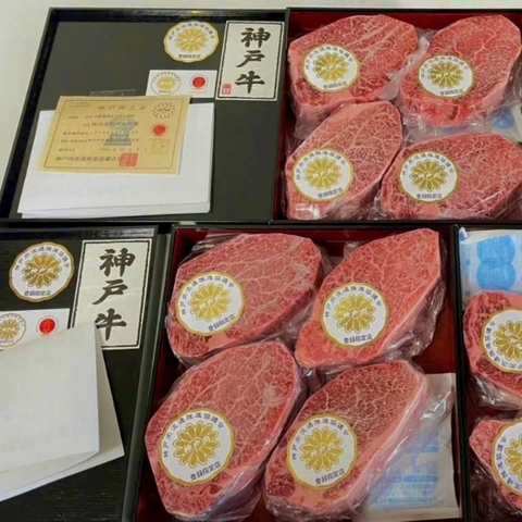 3- Hộp Quà tết 1,5kg Thăn Nội Bò Kobe 6* Hộp Gỗ  - Kobe Japanese Beef