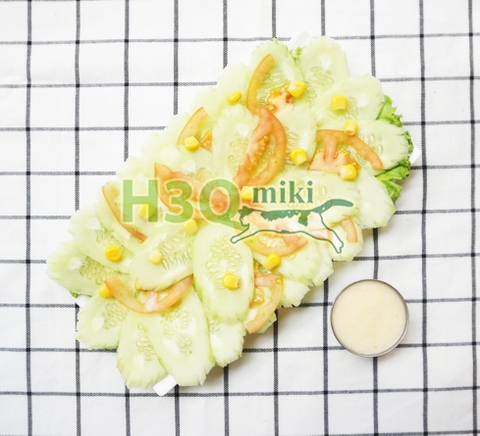 H3Q Miki Vegan Salad With Tomatoes & Cucumbers