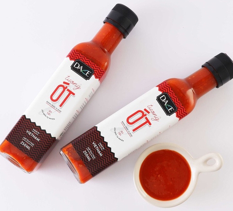 Vietnamese DACE Naturally Fermented Chilli Sauce with Garlic 250ml Glass Bottle