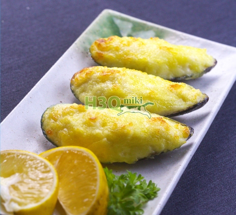 New Zealand Greenshell Mussel Baked with Cheese
