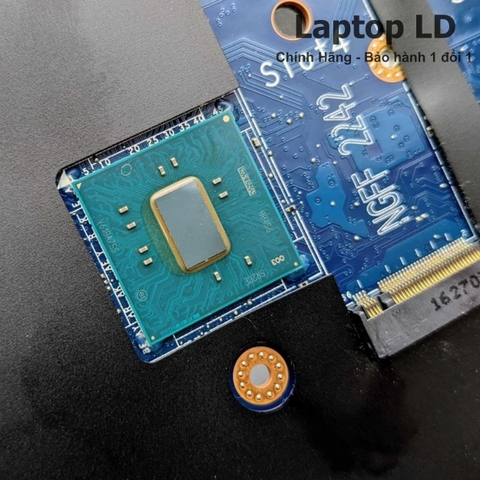 Chipset trên bo mạch chủ Dell Precision 7710 LA-C551P giúp điều khiển toàn bộ hệ thống