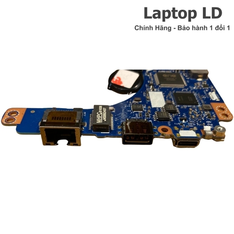 Các cổng kết nối trên main laptop Dell Alienware 13 R2 gồm USB HDMI Mini DisplayPort và nguồn