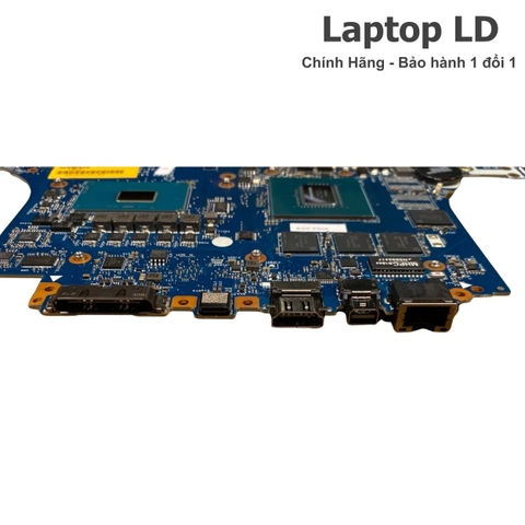 Các cổng kết nối trên main laptop Dell Alienware 13 R3 gồm USB HDMI Mini DisplayPort và nguồn